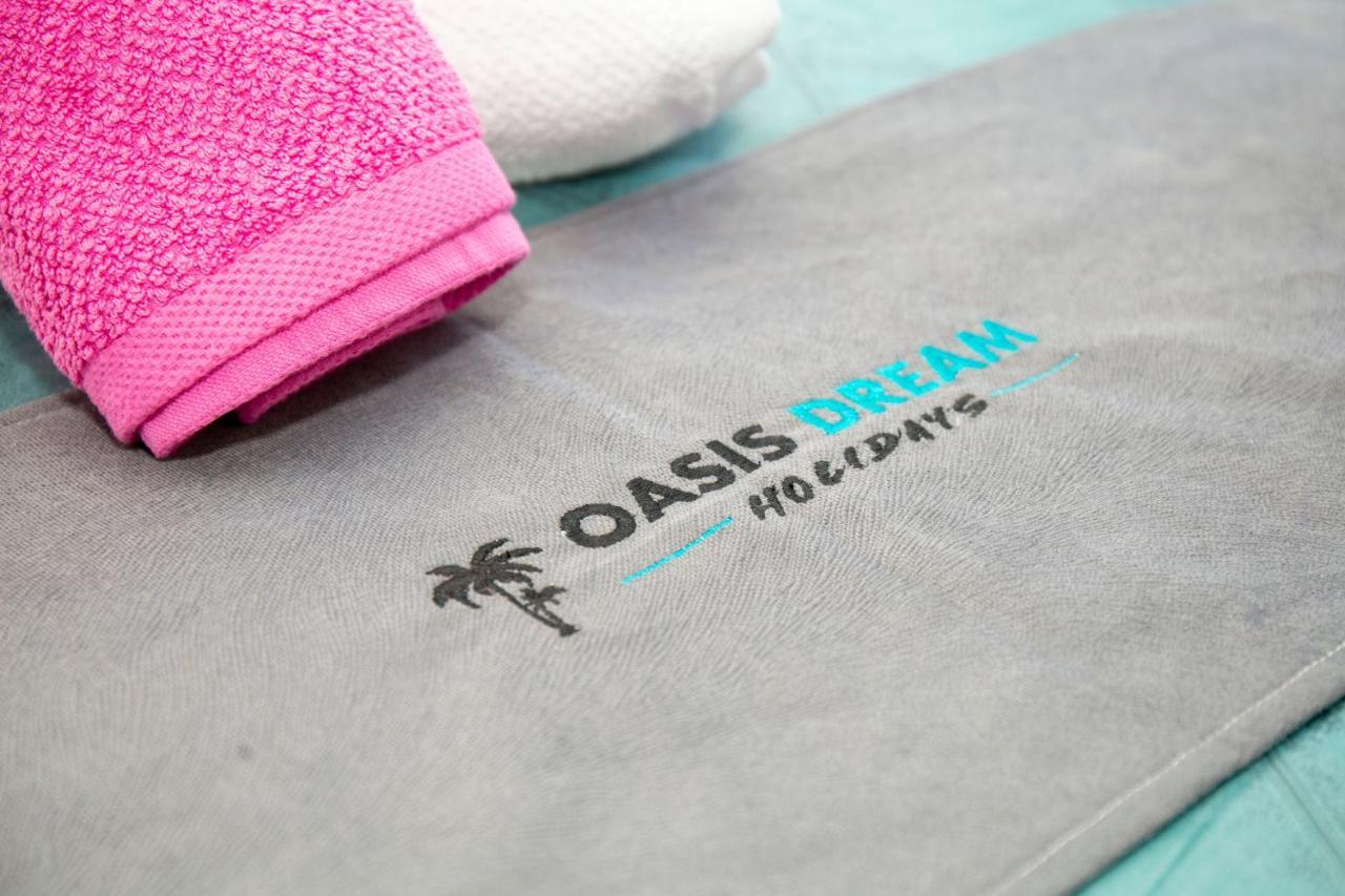 Hotel Oasis-Dream Holidays - La Petite France ซาน เบอนาร์ดิโน ภายนอก รูปภาพ