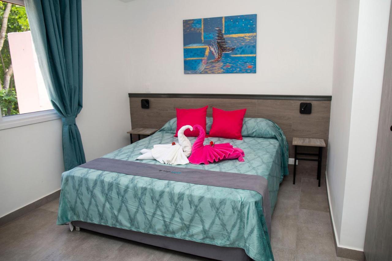 Hotel Oasis-Dream Holidays - La Petite France ซาน เบอนาร์ดิโน ภายนอก รูปภาพ