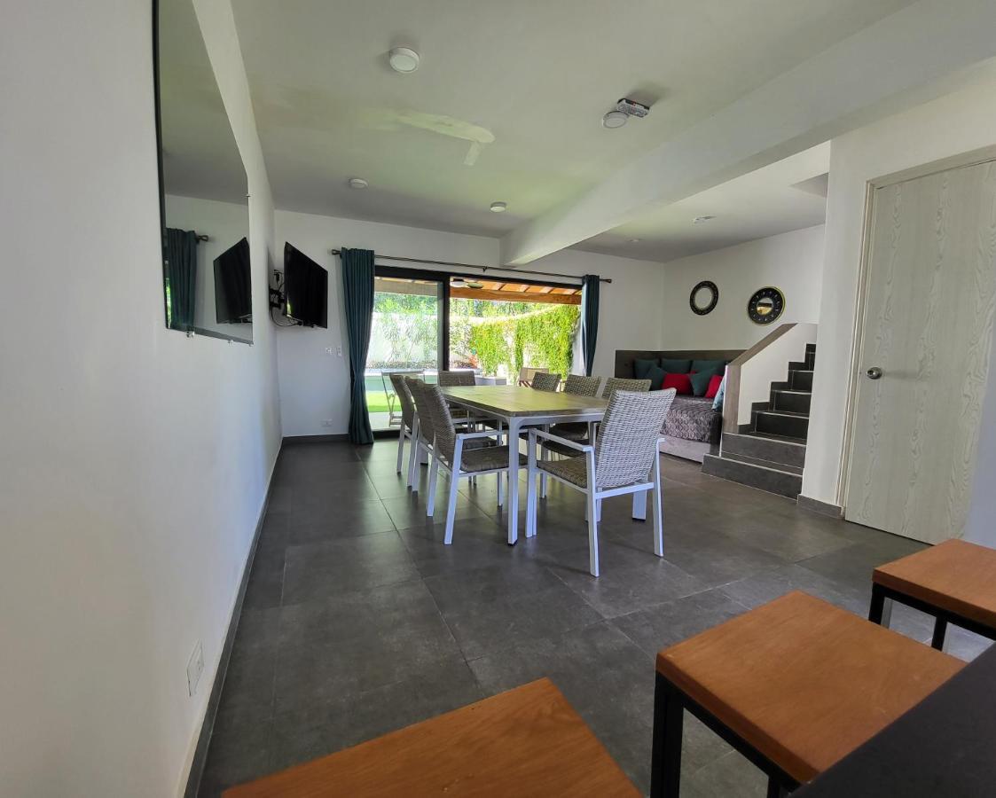 Hotel Oasis-Dream Holidays - La Petite France ซาน เบอนาร์ดิโน ภายนอก รูปภาพ