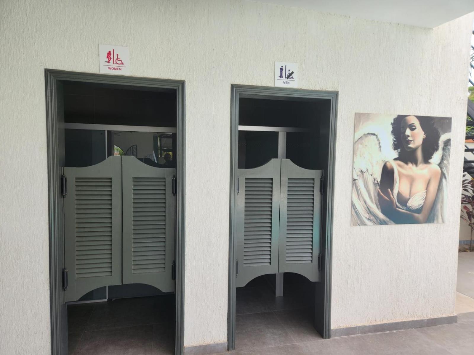 Hotel Oasis-Dream Holidays - La Petite France ซาน เบอนาร์ดิโน ภายนอก รูปภาพ
